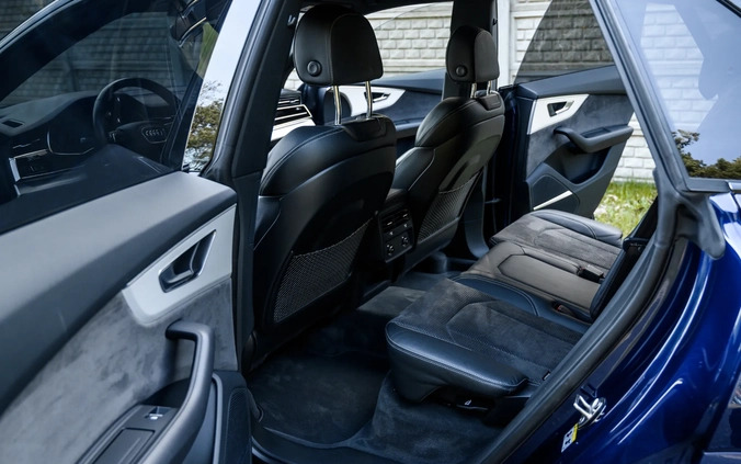 Audi SQ8 cena 375000 przebieg: 76000, rok produkcji 2019 z Wieruszów małe 352